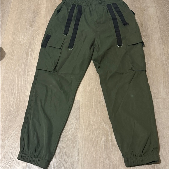 SHEIN Other - SHEIN Men's Olive Green Cargo Jogger Pants with Black Strap Details